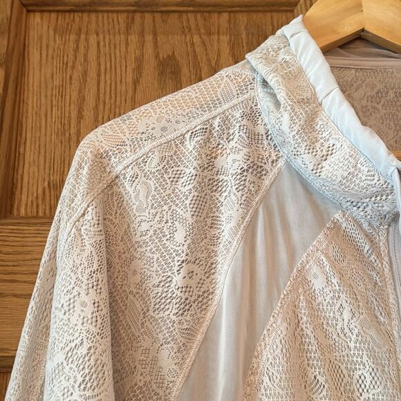 LULULEMON In Depth Lace Jacket - Picture 10 of 15